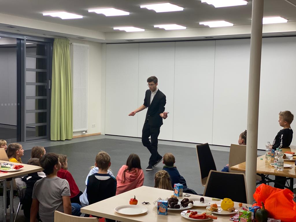 Zaubershow im Jugendclub in Flechtingen